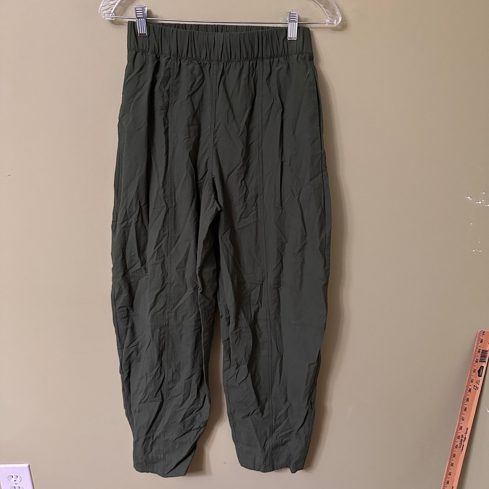 Ganni Olive Green Pants‎ Sz 34 Lightweight Barrel Leg 26" Stretch Waist XS